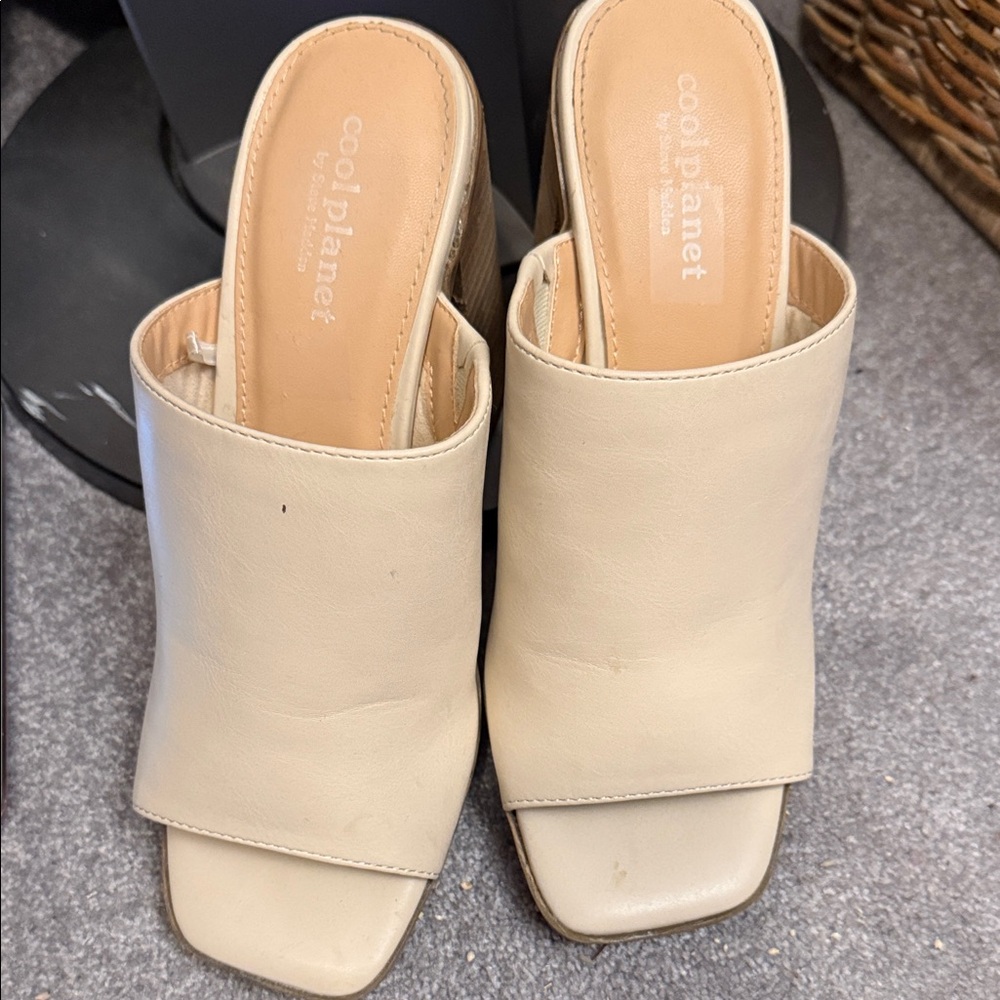 Cool Planet Cream Open-Toe Slide Mules